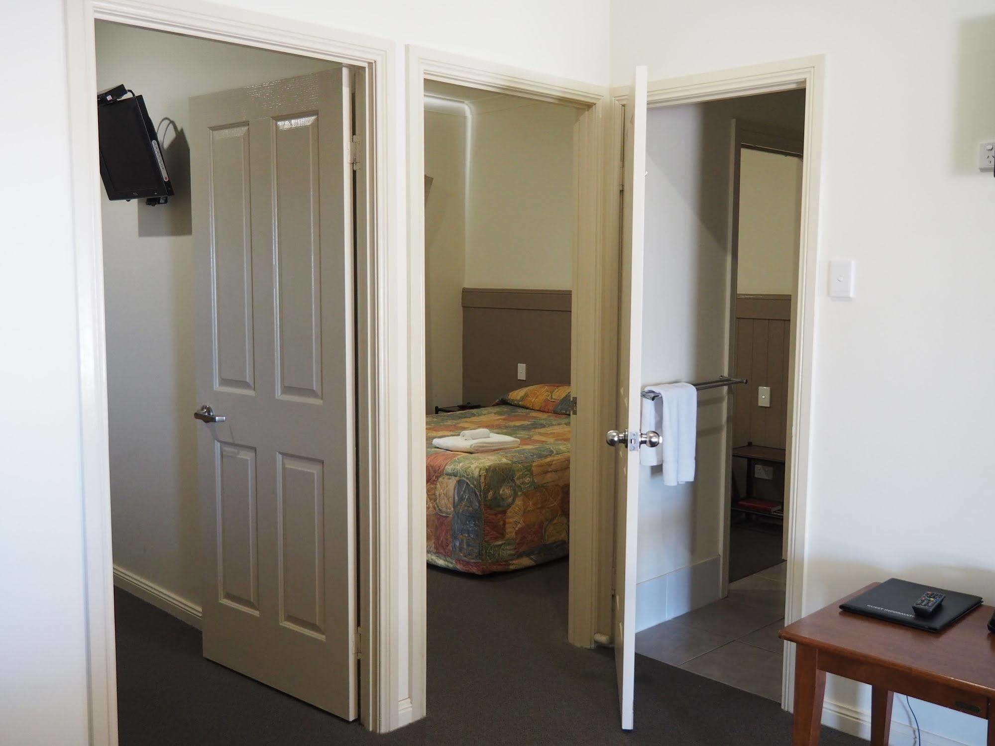 Pittsworth Motor Inn 외부 사진